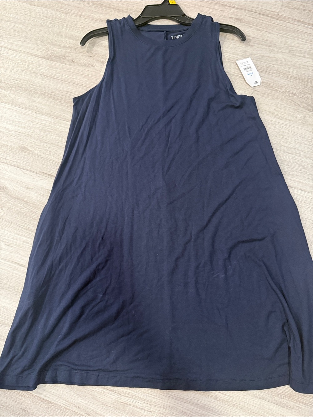 Time and Tru Women’s Sleeveless Knit Swing Dress
